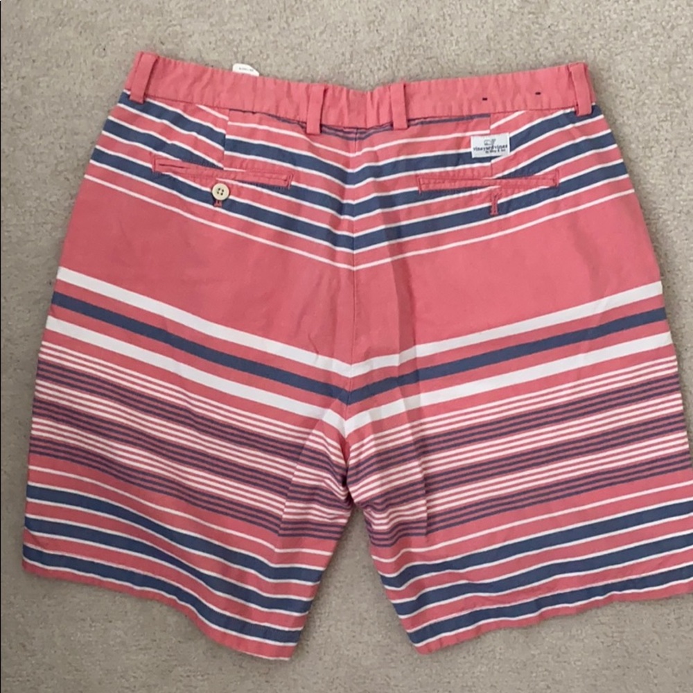 Vineyard Vines “Breaker Short”